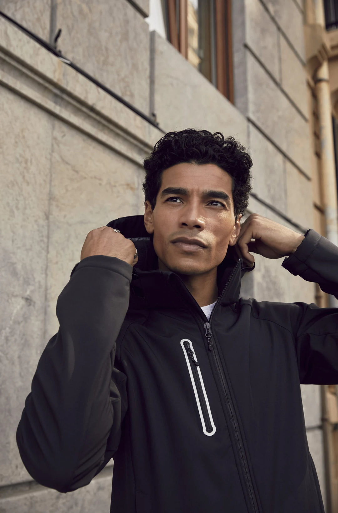 Herren Milford Softshelljacke mit Kapuze und Reflexstreifen