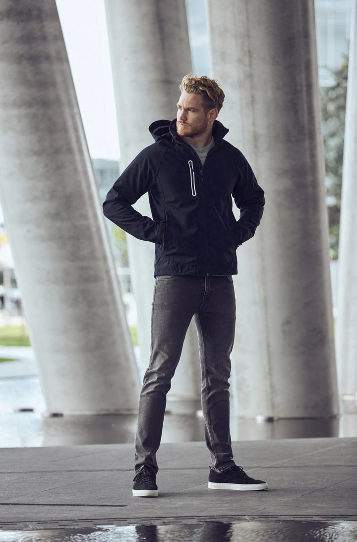 Herren Milford Softshelljacke mit Kapuze und Reflexstreifen