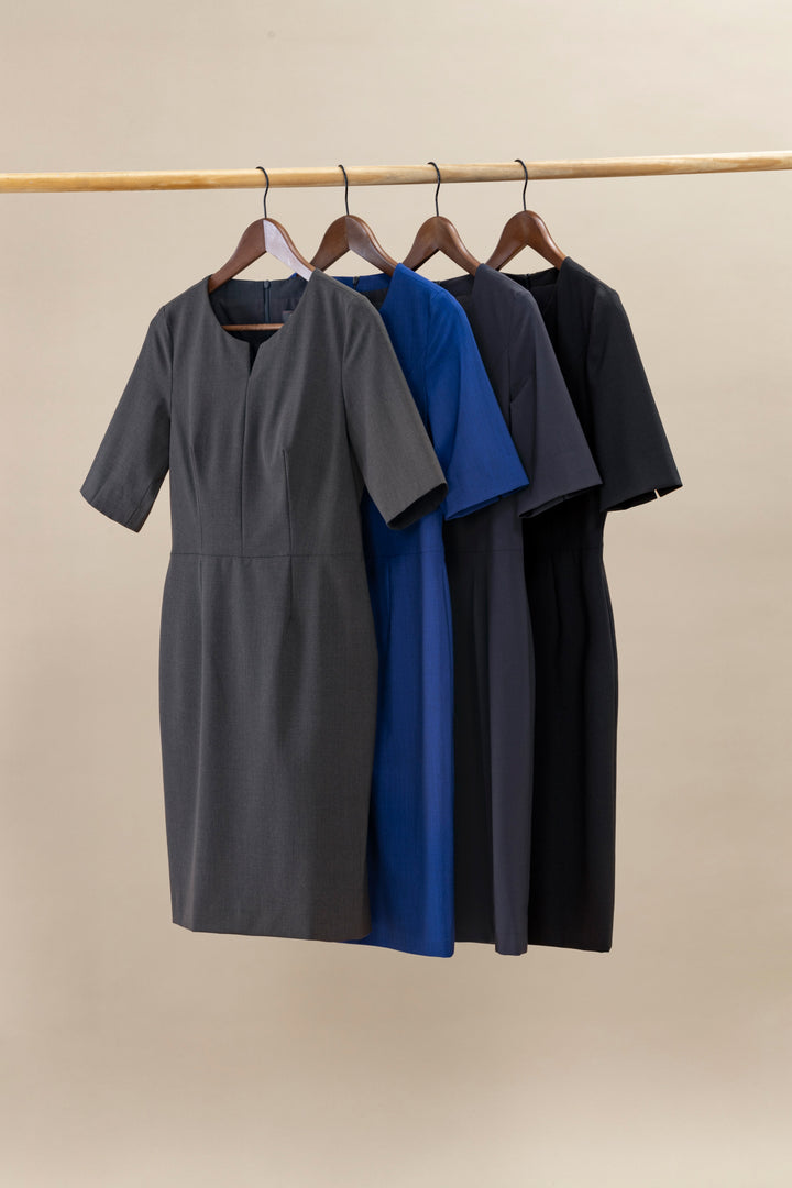Kleid Premium Regular Fit