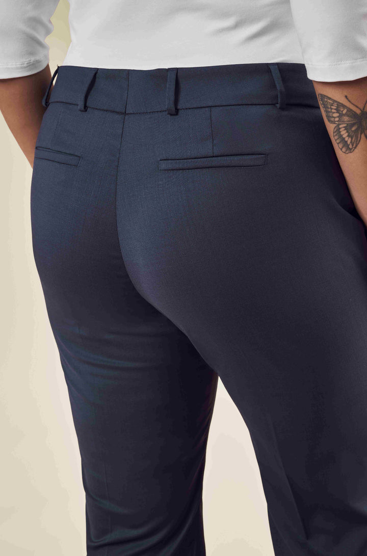 Ladies Hose Regular Fit Bootcut