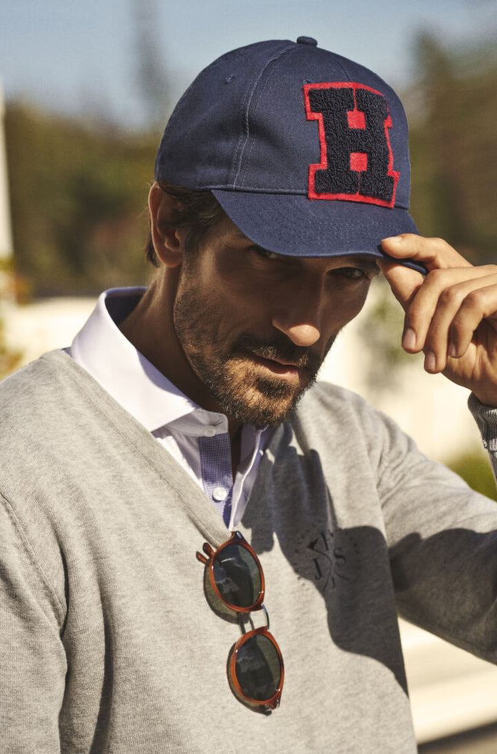 Ashland Pullover V